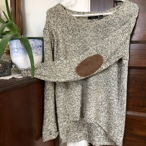 3 for $10!💕 Oversized knit sweater